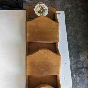 Vintage Goodwood Solid Wood Mail Letter Holder Organizer 3 Pocket Key Holder